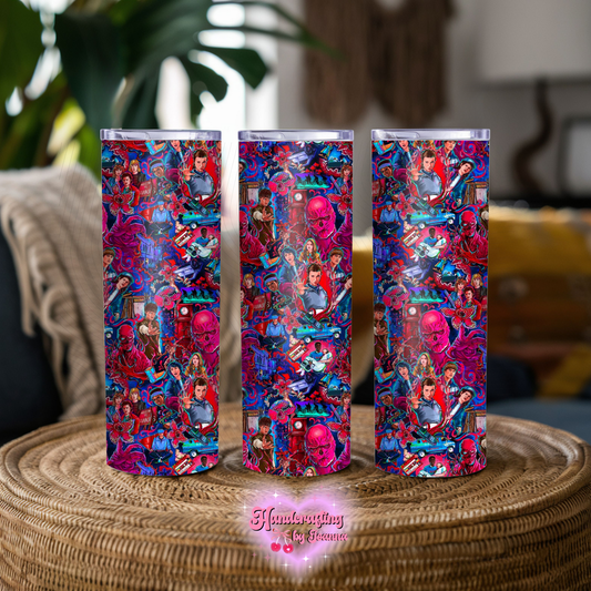 . ݁₊౨ৎ . ݁₊Stranger things 20oz Stainless steel tumbler⋆ ۪🧇🔦🚲📺